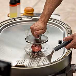Signature Steelfire Griddle Accessories Collection - View 2